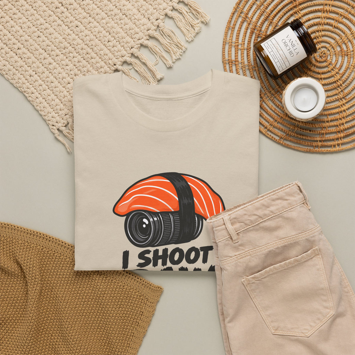 Funny Photographer T-Shirt - I Shoot Raw Sushi Camera Tee | Photography Gift