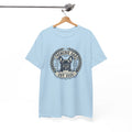 Frenchie Dad Est. 2020 T-Shirt – Vintage French Bulldog Badge Tee for Proud Dog Dads | Distressed Varsity Graphic Shirt