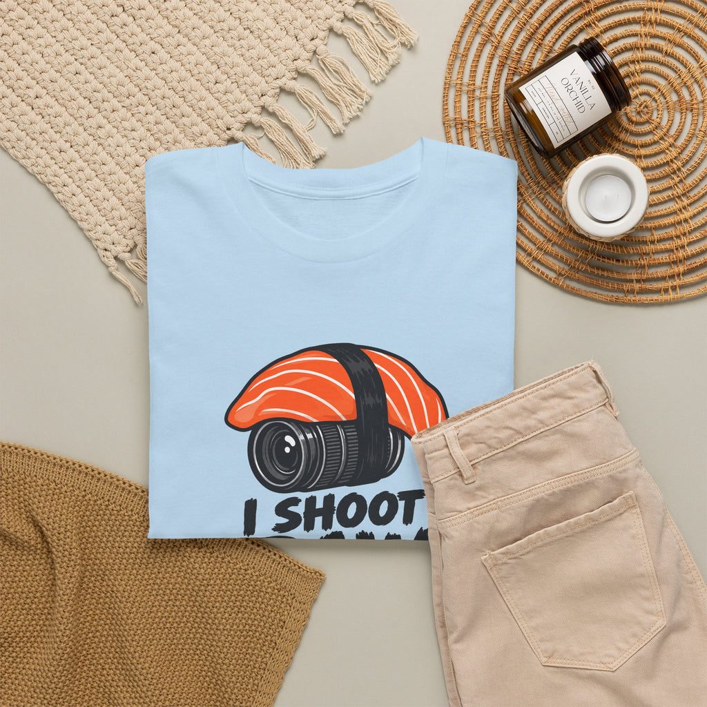 Funny Photographer T-Shirt - I Shoot Raw Sushi Camera Tee | Photography Gift