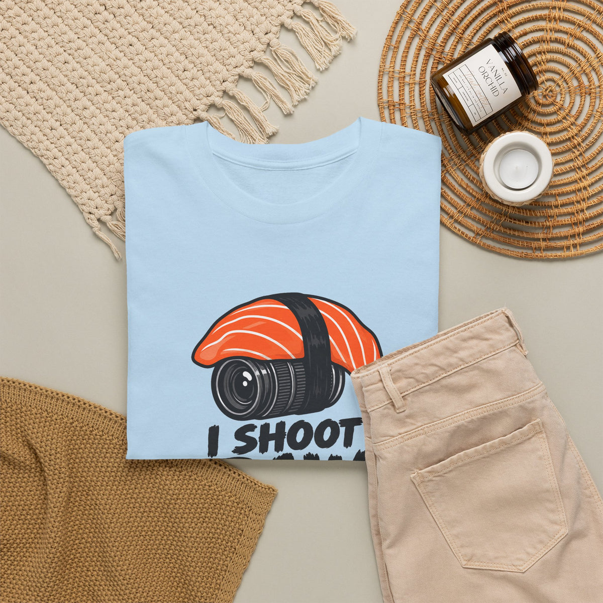 Funny Photographer T-Shirt - I Shoot Raw Sushi Camera Tee | Photography Gift