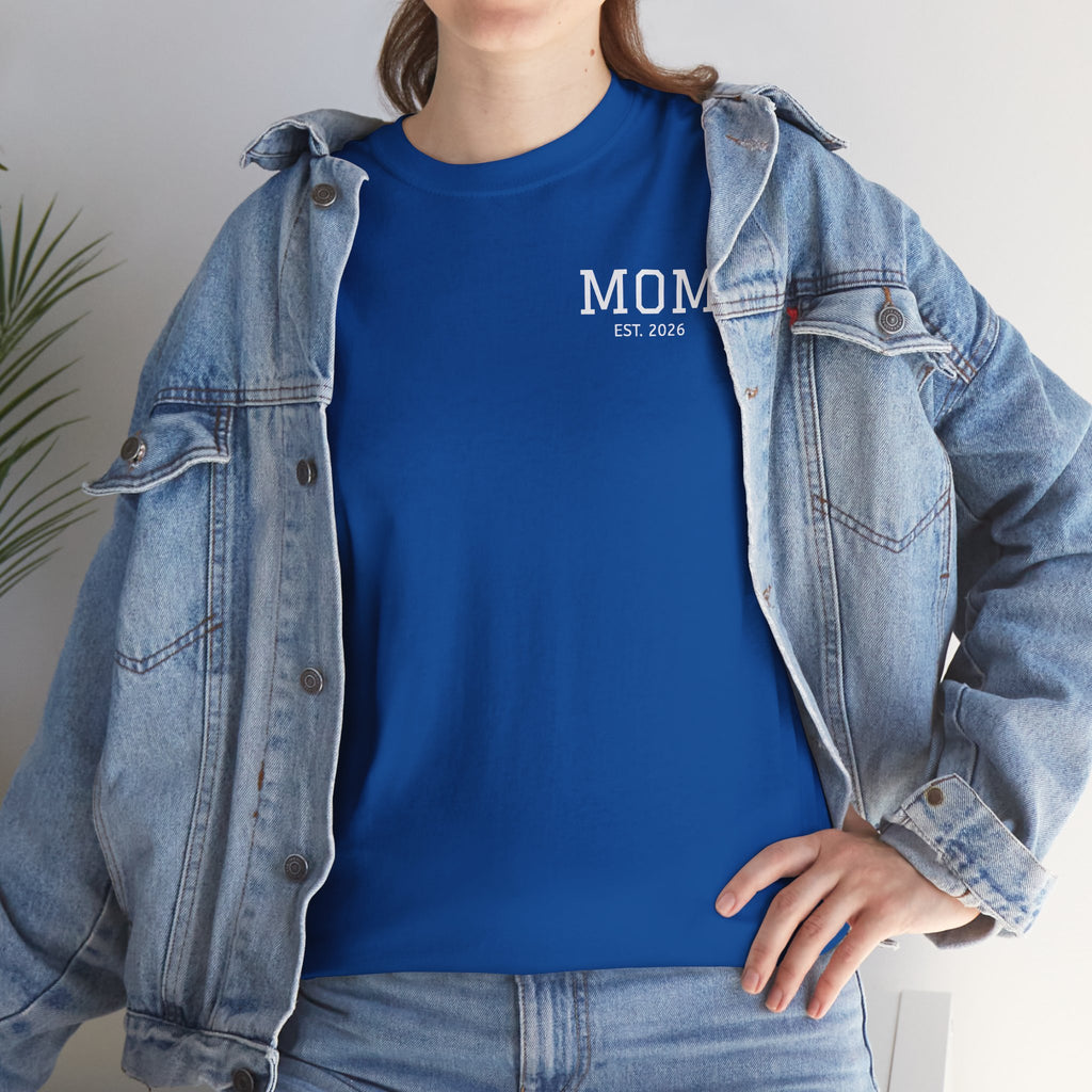 Mom Logo T-Shirt — Personalized Name Graphic Tee