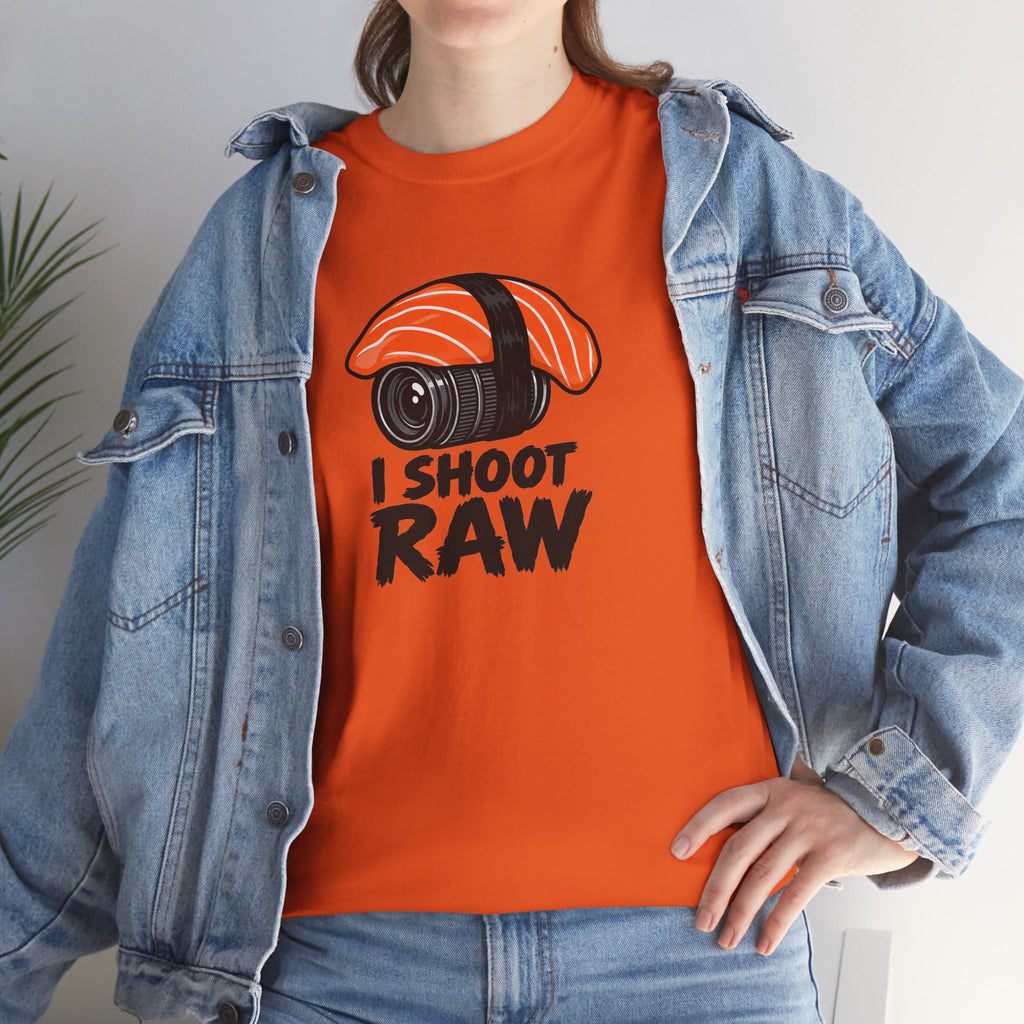 Funny Photographer T-Shirt - I Shoot Raw Sushi Camera Tee | Photography Gift
