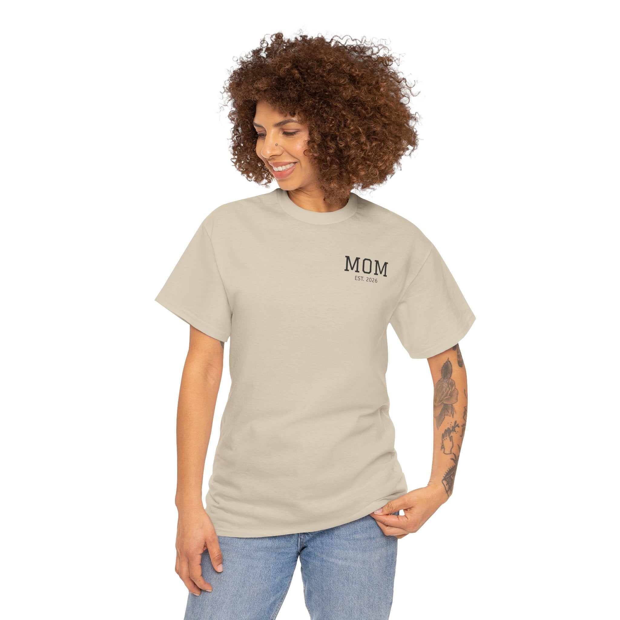 Mom Logo T-Shirt — Personalized Name Graphic Tee