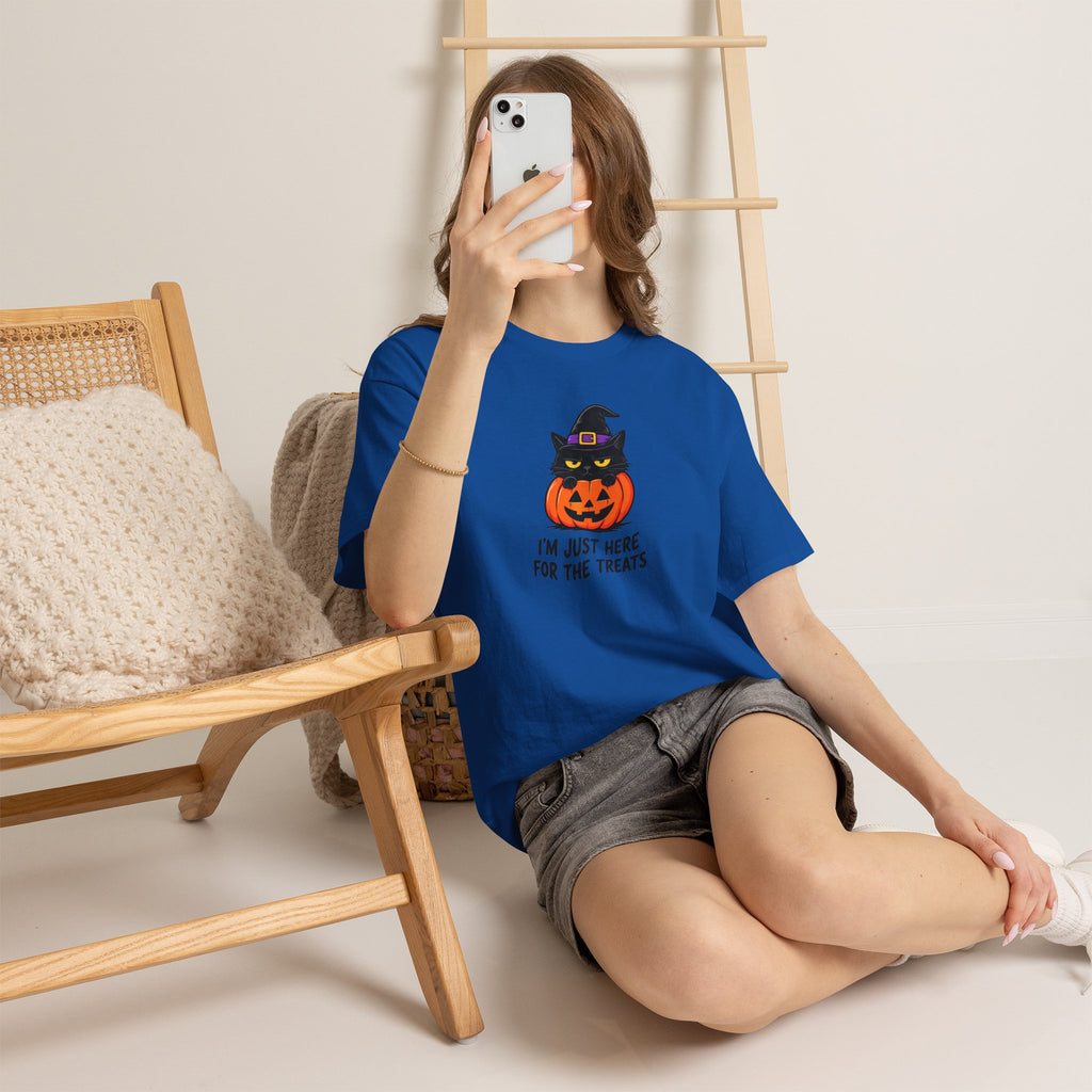 Halloween Cat T-Shirt – I’m Just Here For The Treats Pumpkin Witch Tee