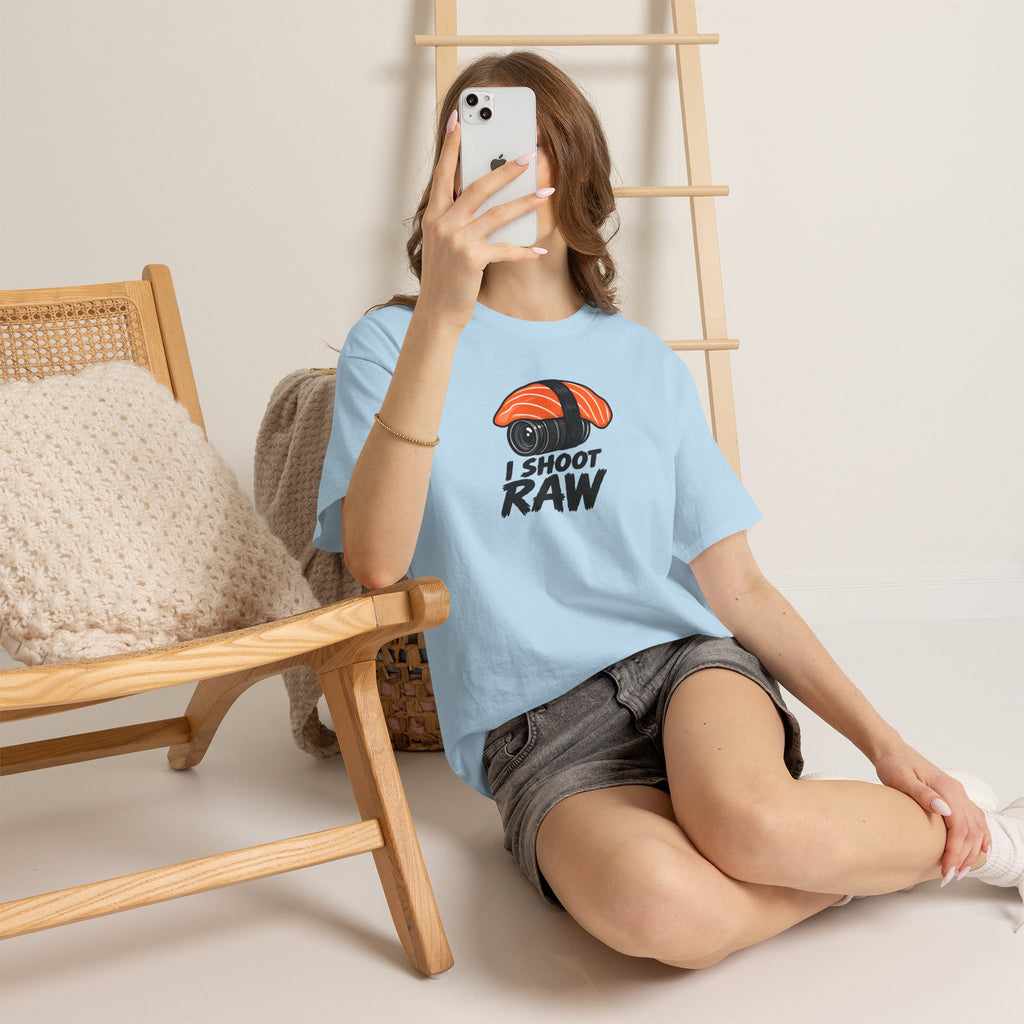 Funny Photographer T-Shirt - I Shoot Raw Sushi Camera Tee | Photography Gift