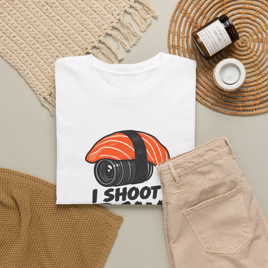 Funny Photographer T-Shirt - I Shoot Raw Sushi Camera Tee | Photography Gift